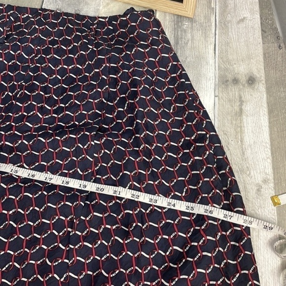 TALBOTS 100% pure silk a-line midi skirt. Blue, red & white. Belt loops. Size 8 - Picture 10 of 12